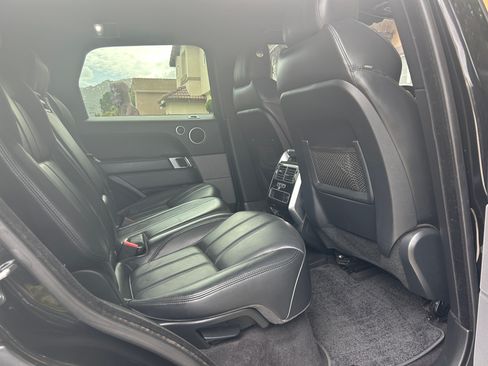 Used 2016 Land Rover Range Rover Sport HSE image 14