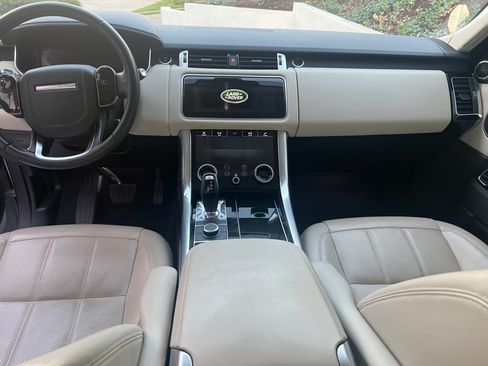 Used 2019 Land Rover Range Rover Sport HSE image 11