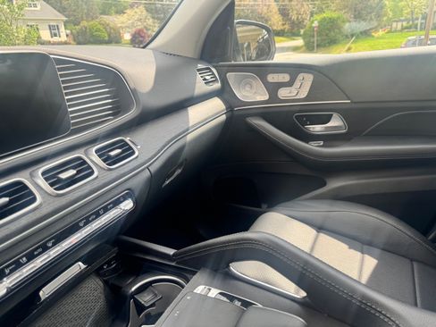 Used 2020 Mercedes-Benz GLE 350 4MATIC image 11