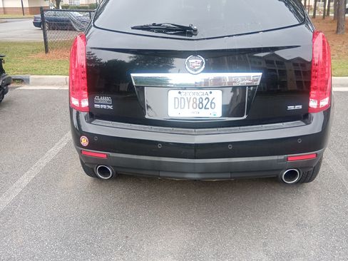 Used 2015 Cadillac SRX Luxury image 12