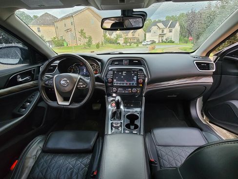 Used 2016 Nissan Maxima Platinum image 9