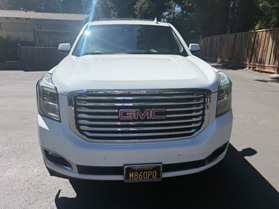 Used 2018 GMC Yukon XL SLT w/ Premium Edition