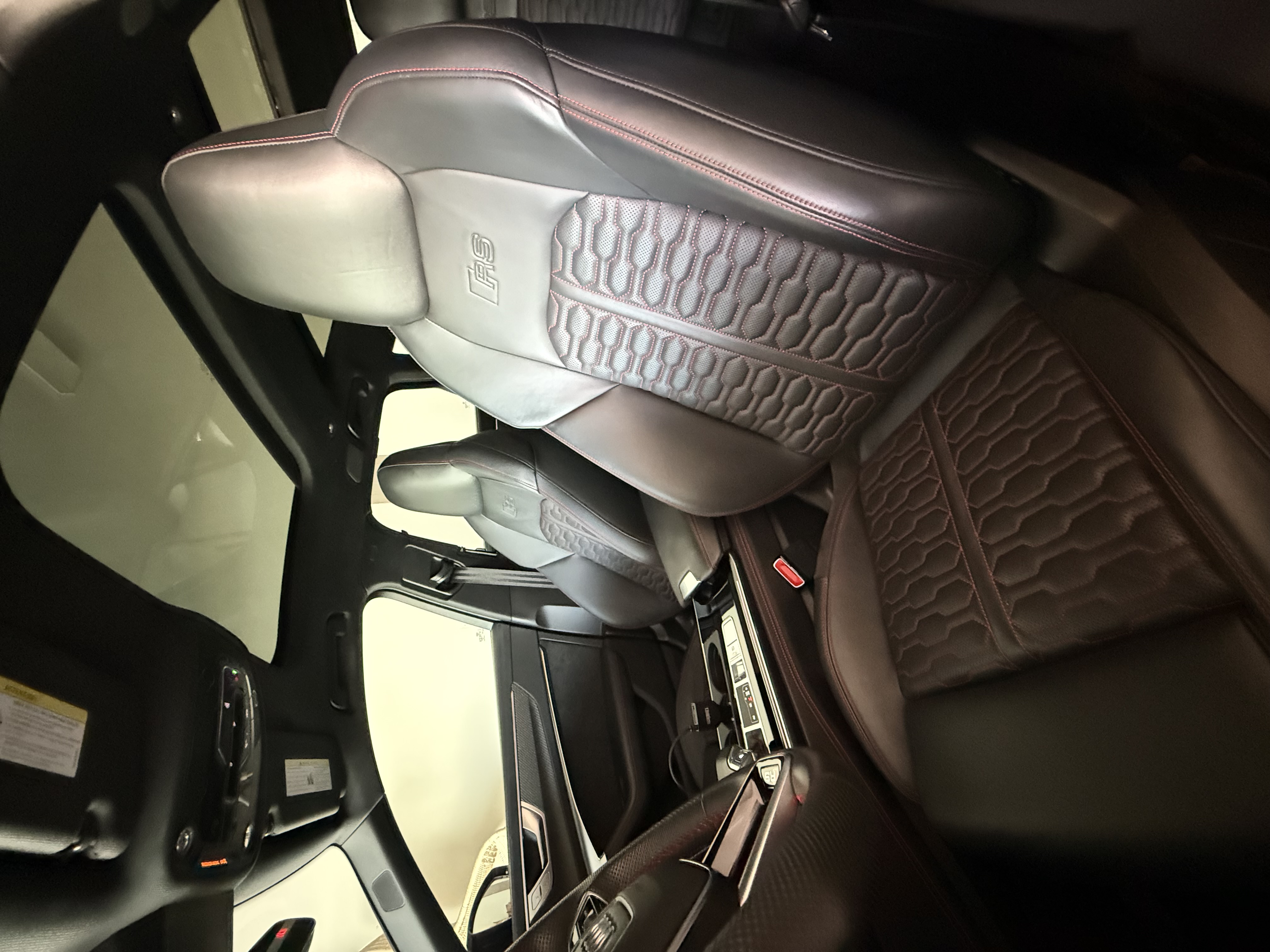 Used 2021 Audi RS 6 AWD/4WD image 17