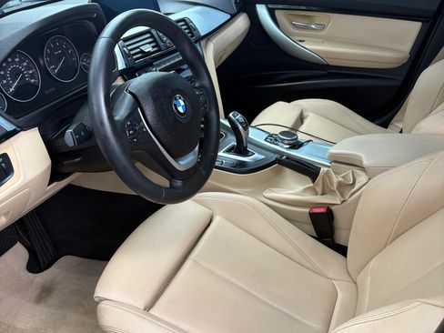 Used 2017 BMW 330i Sedan RWD image 9