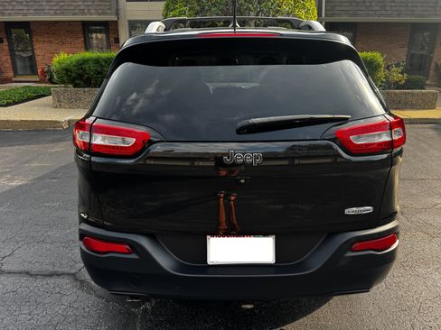 Used 2015 Jeep Cherokee Latitude FWD image 6