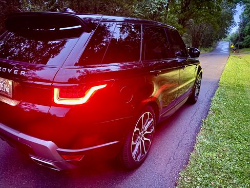 Used 2021 Land Rover Range Rover Sport SE AWD/4WD image 8
