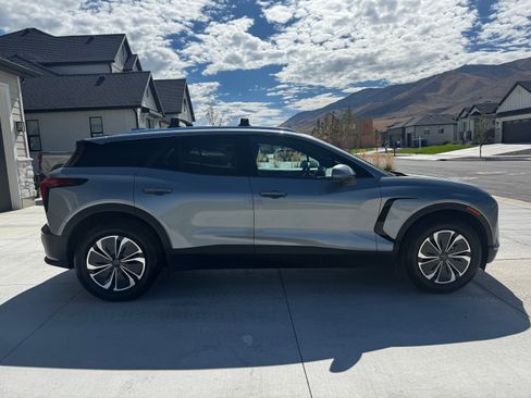 Used 2024 Chevrolet Blazer EV LT image 1