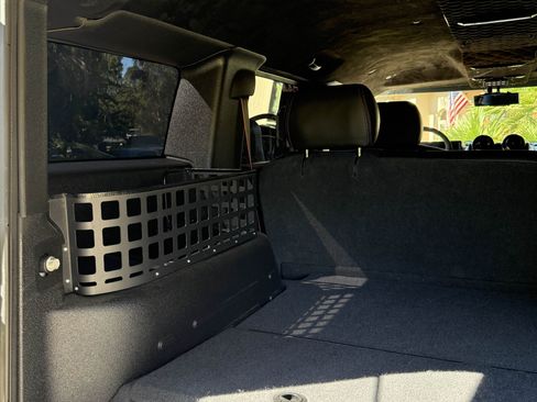 Used 2003 HUMMER H2 Luxury w/ Preferred Equipment Group image 18