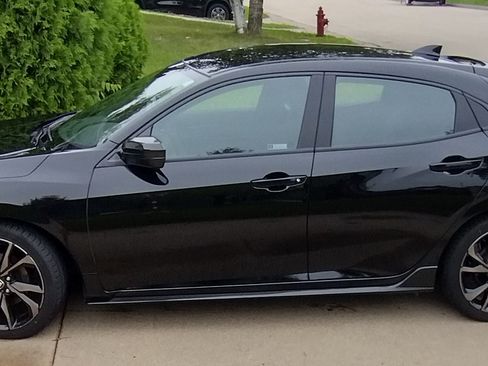 Used 2019 Honda Civic Sport image 6