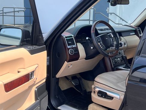 Used 2011 Land Rover Range Rover Supercharged AWD/4WD image 13