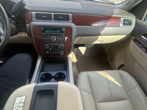 Used 2013 Chevrolet Silverado 2500 LTZ w/ LTZ Plus Package image 8