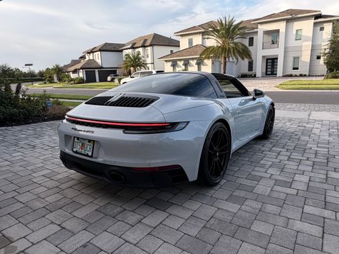 Used 2024 Porsche 911 Targa 4 GTS AWD/4WD image 9