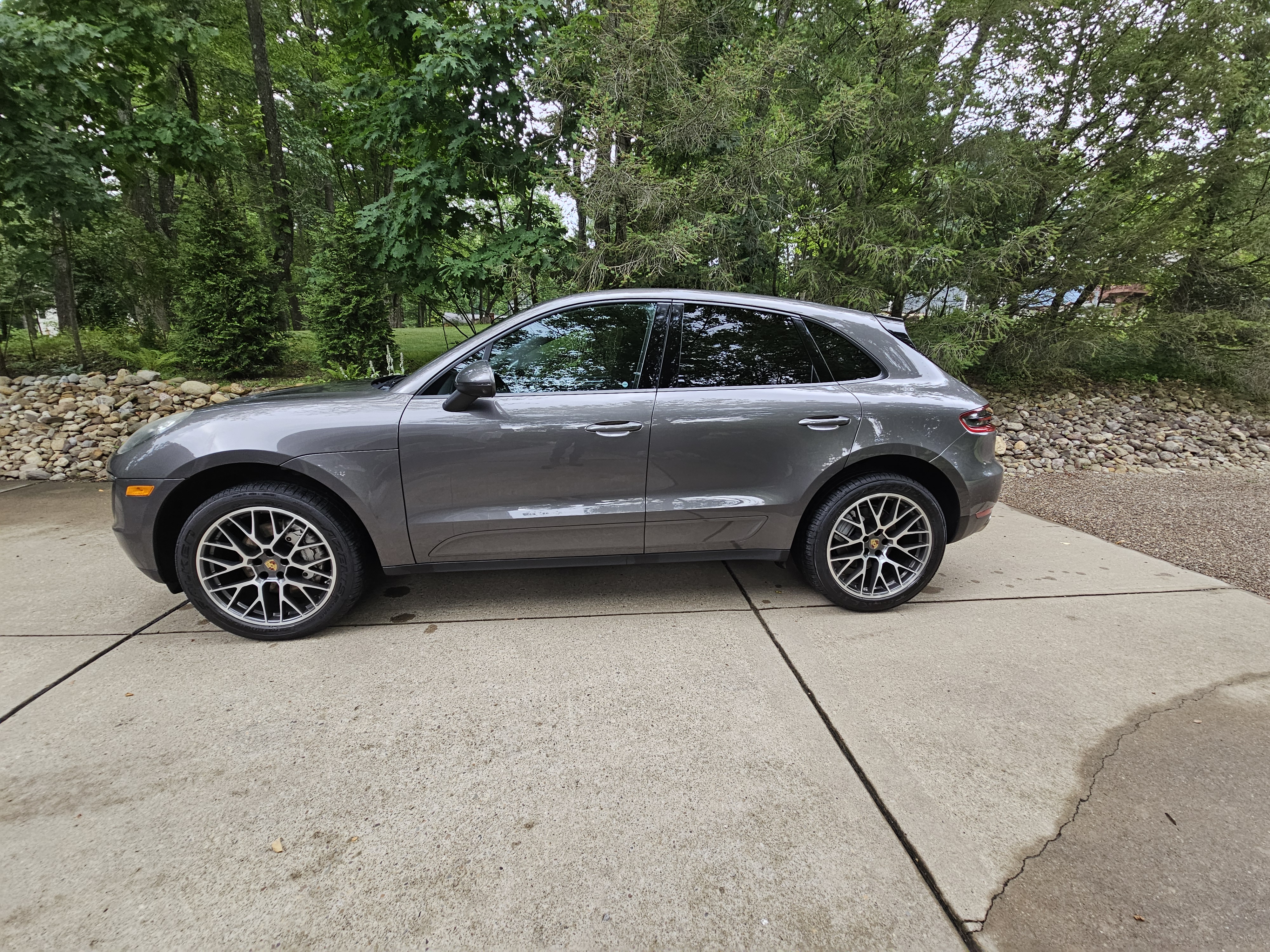 Used 2015 Porsche Macan S AWD/4WD image 26