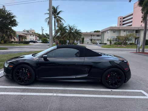 Used 2014 Audi R8 V10 AWD/4WD image 6