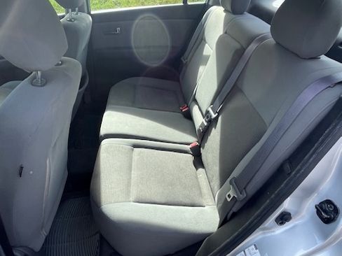 Used 2011 Nissan Sentra 2.0 SR w/ Convenience Pkg image 9