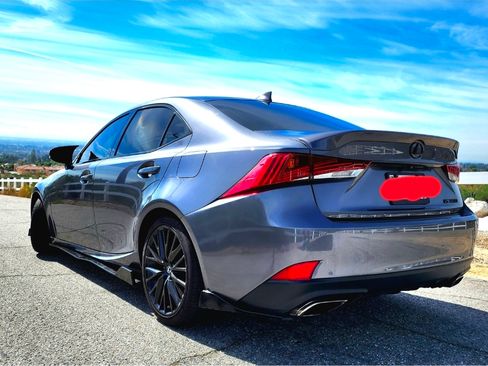 Used 2018 Lexus IS 300 F Sport image 8