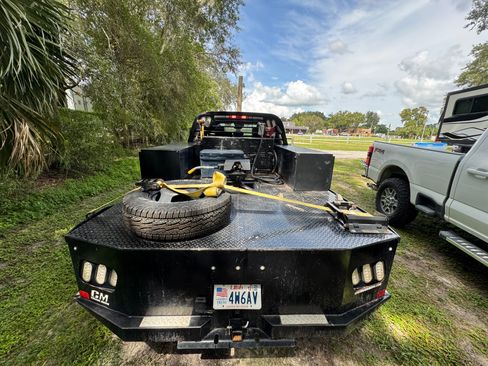 Used 2022 RAM 3500 Tradesman w/ Safety Group image 9