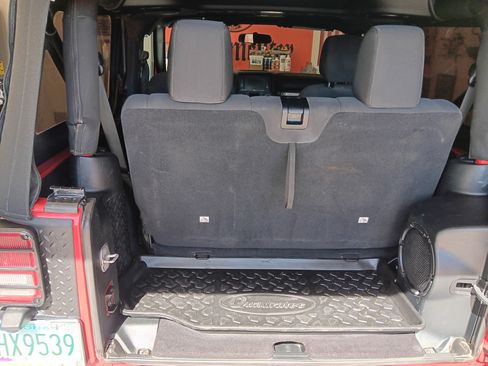 Used 2014 Jeep Wrangler Sport w/ Quick Order Package 24S AWD/4WD image 8