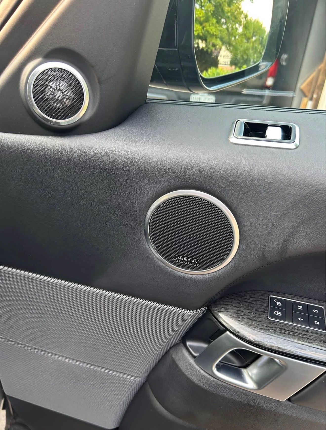 Used 2019 Land Rover Range Rover Sport HSE AWD/4WD image 9