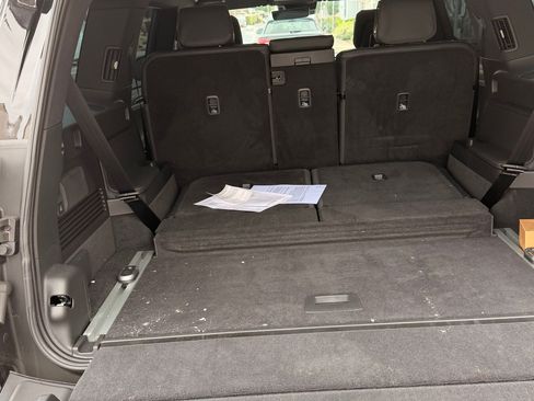 Used 2026 Rivian R1S Adventure image 12