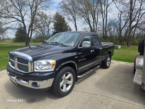 Used 2007 Dodge Ram 1500 Truck SLT w/ Quad Cab Big Horn Value Group image 5