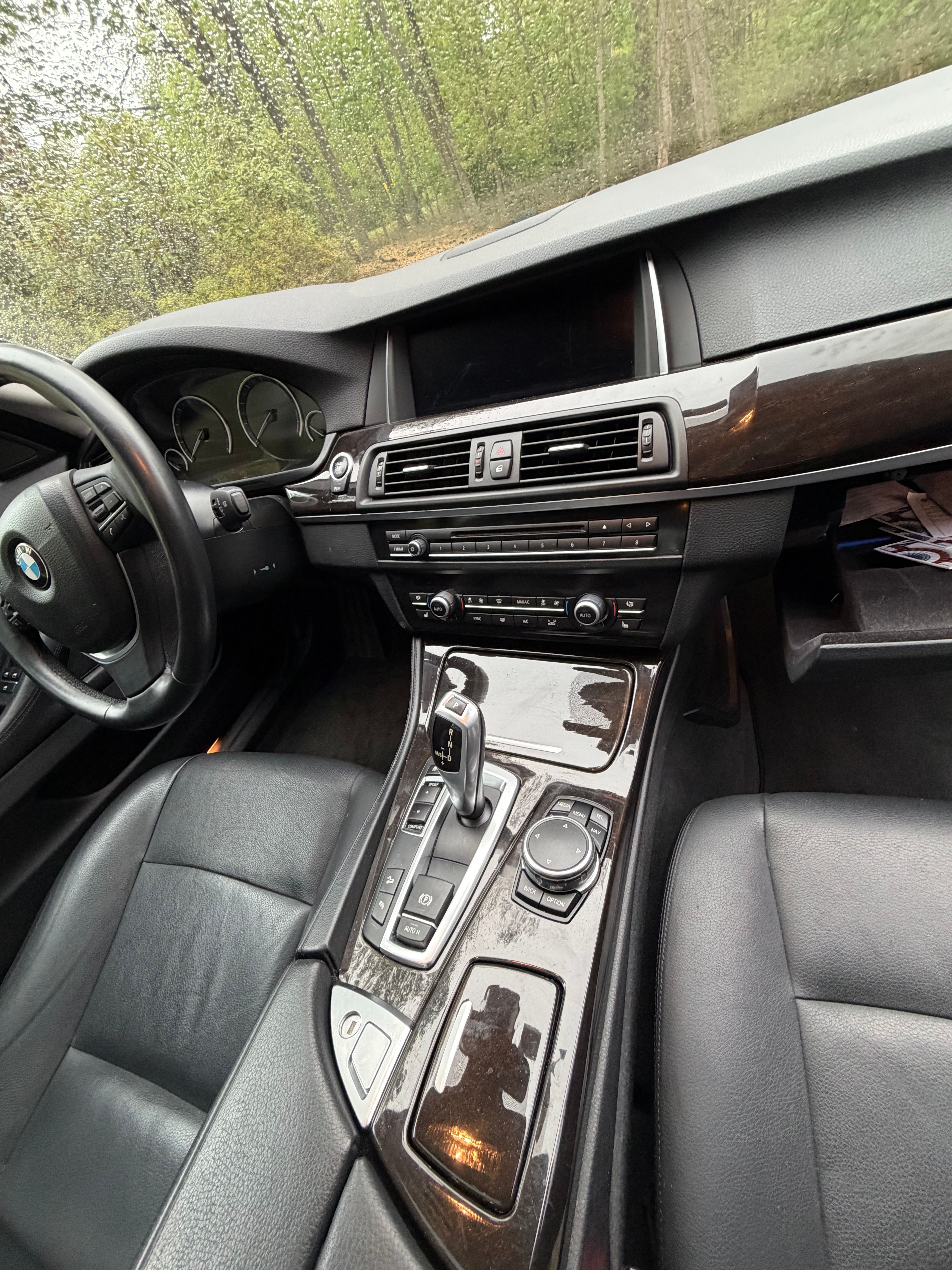 Used 2015 BMW 528i xDrive Sedan AWD/4WD image 12