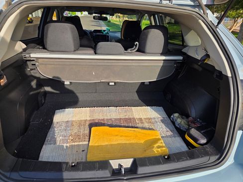 Used 2021 Subaru Crosstrek 2.0i image 10