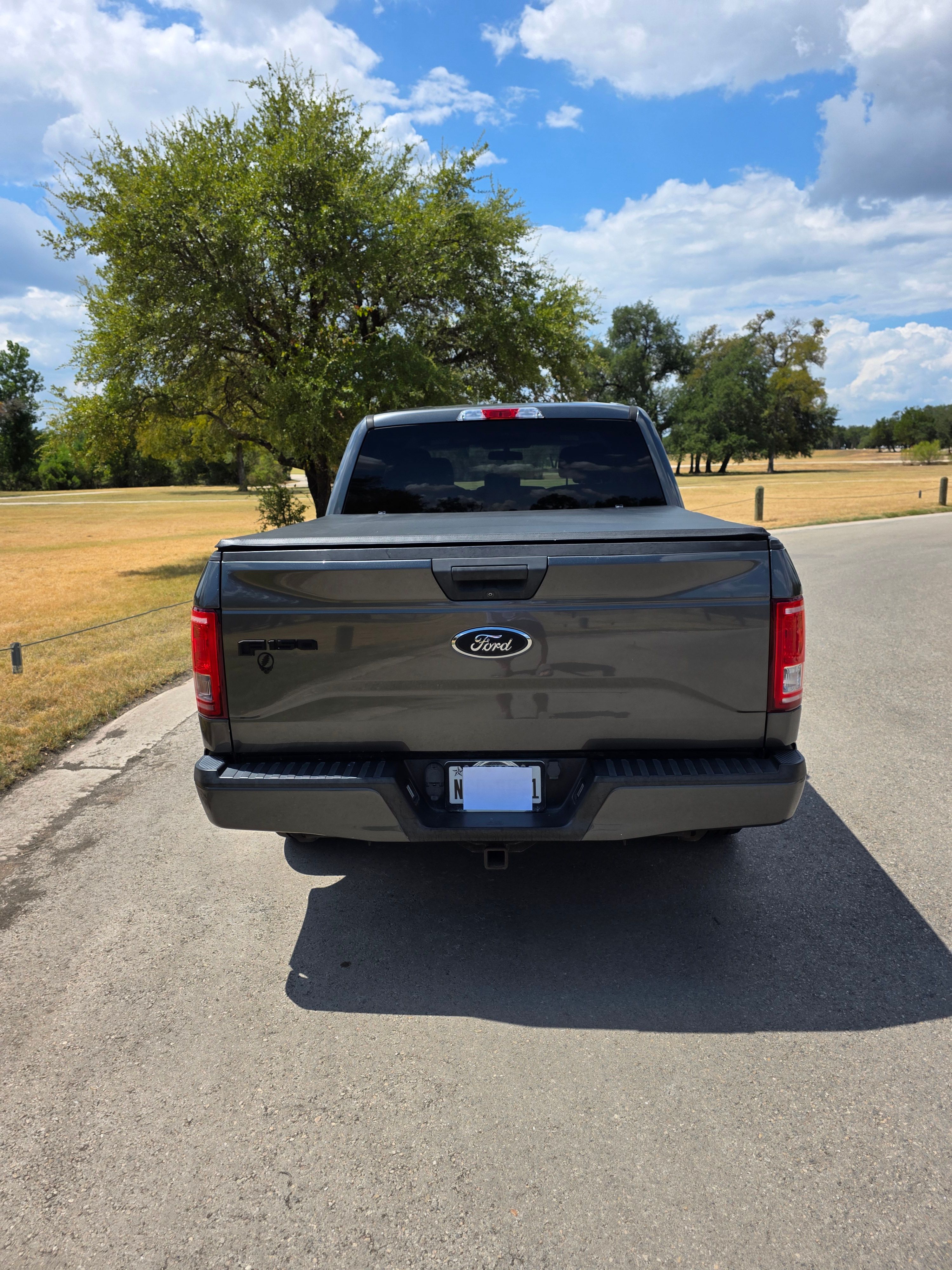 Used 2017 Ford F150 XL w/ Equipment Group 101A Mid RWD image 4