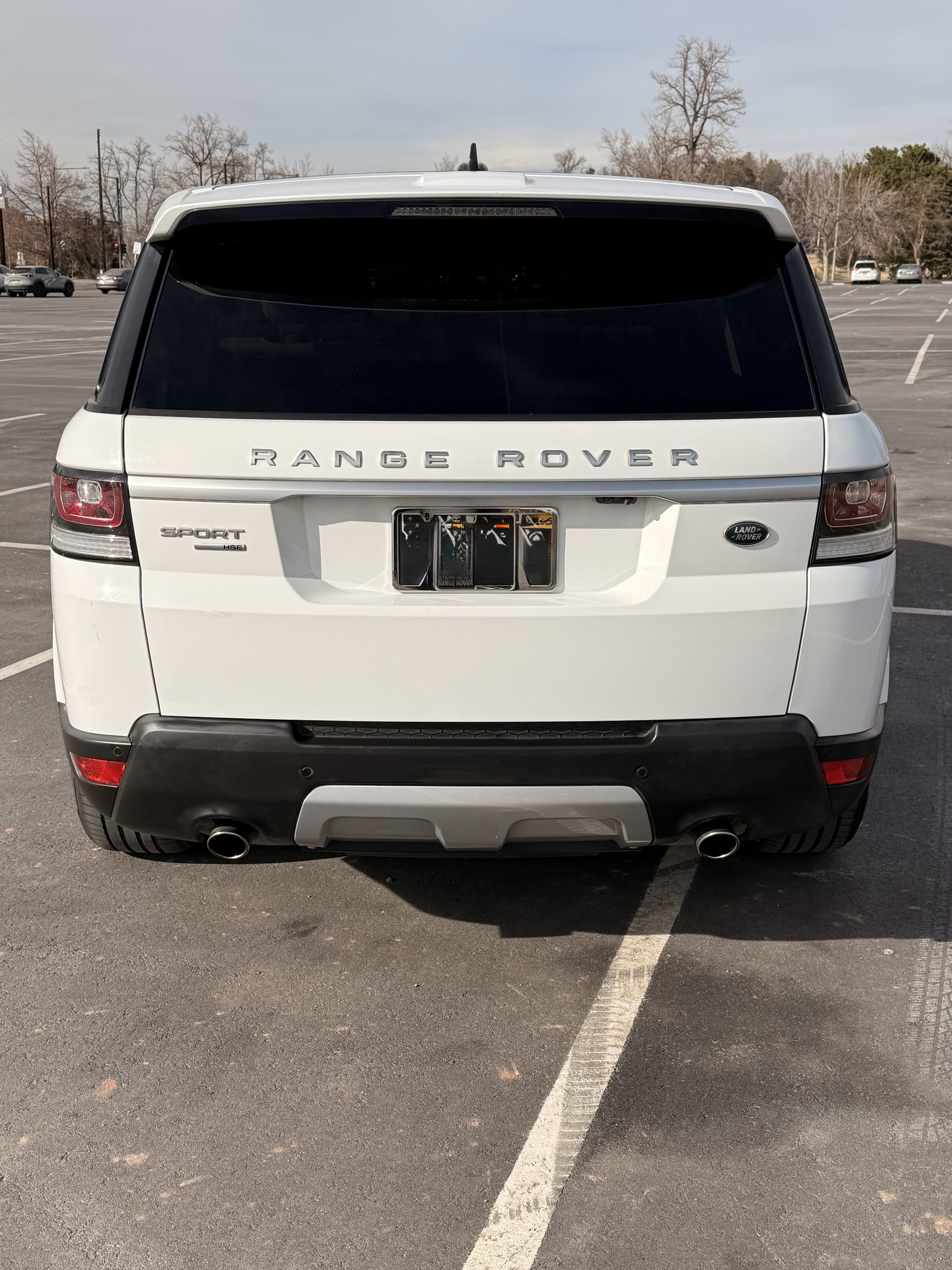 Used 2016 Land Rover Range Rover Sport HSE AWD/4WD image 4