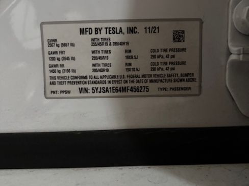 Used 2021 Tesla Model S Plaid image 6