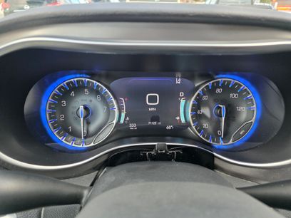 Used 2017 Chrysler Pacifica Limited