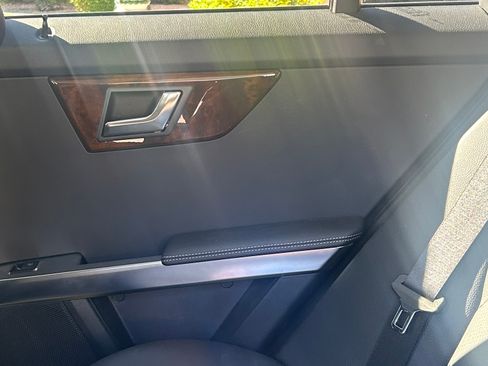 Used 2013 Mercedes-Benz GLK 350 2WD image 23