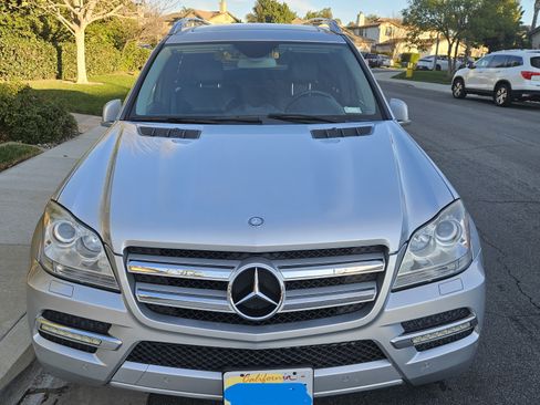 Used 2012 Mercedes-Benz GL 450 GL 450 4MATIC Sport Utility 4D image 4