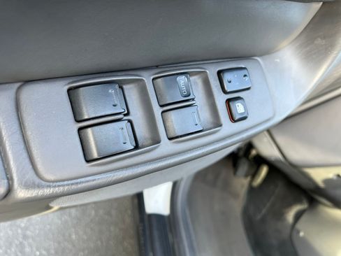 Used 1993 Toyota Camry XLE image 11