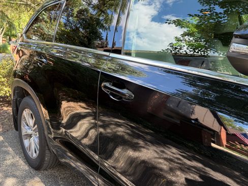 Used 2015 Toyota Highlander XLE AWD/4WD image 21