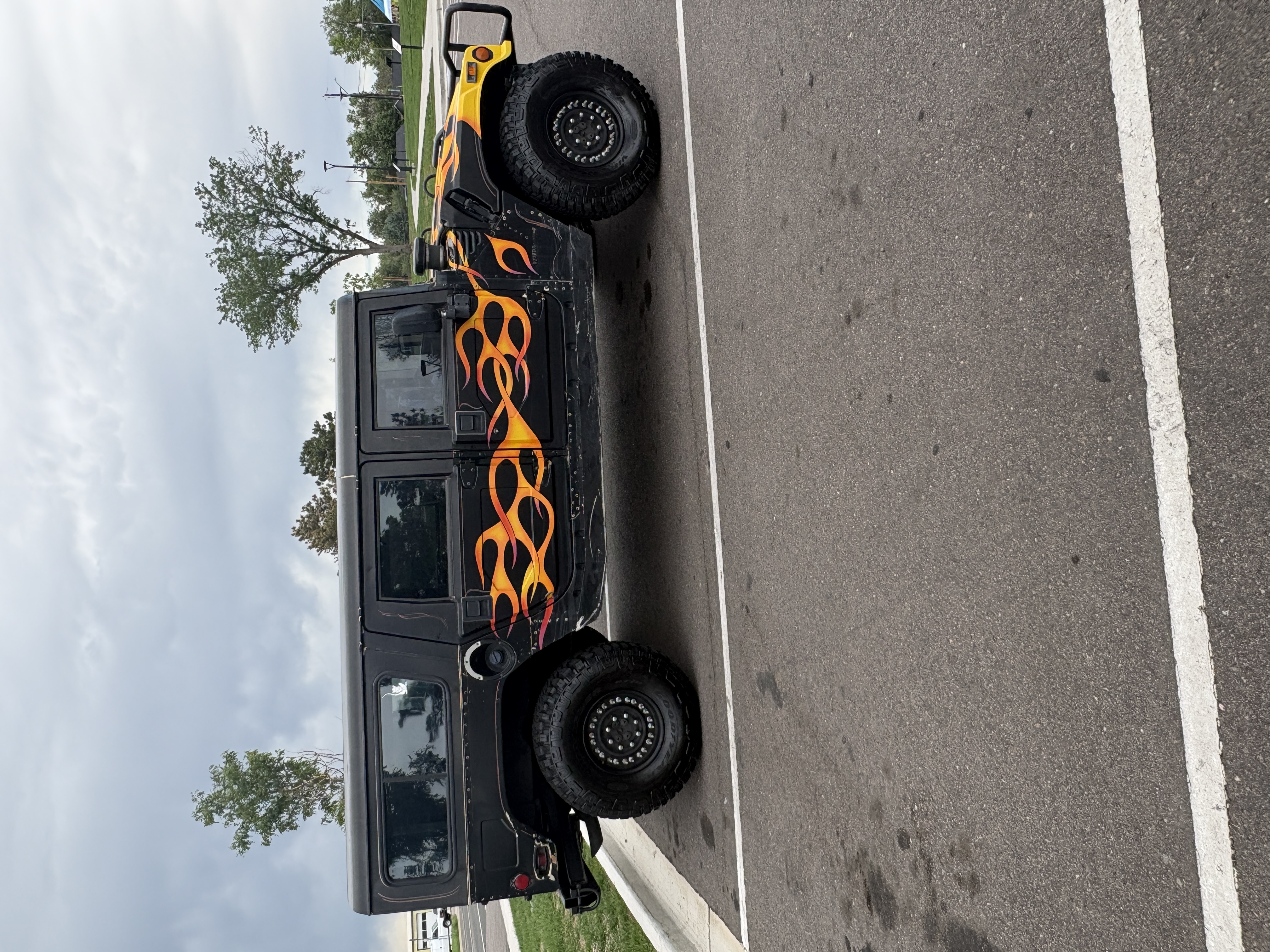 Used 1995 HUMMER H1 4-Door Wagon AWD/4WD image 8
