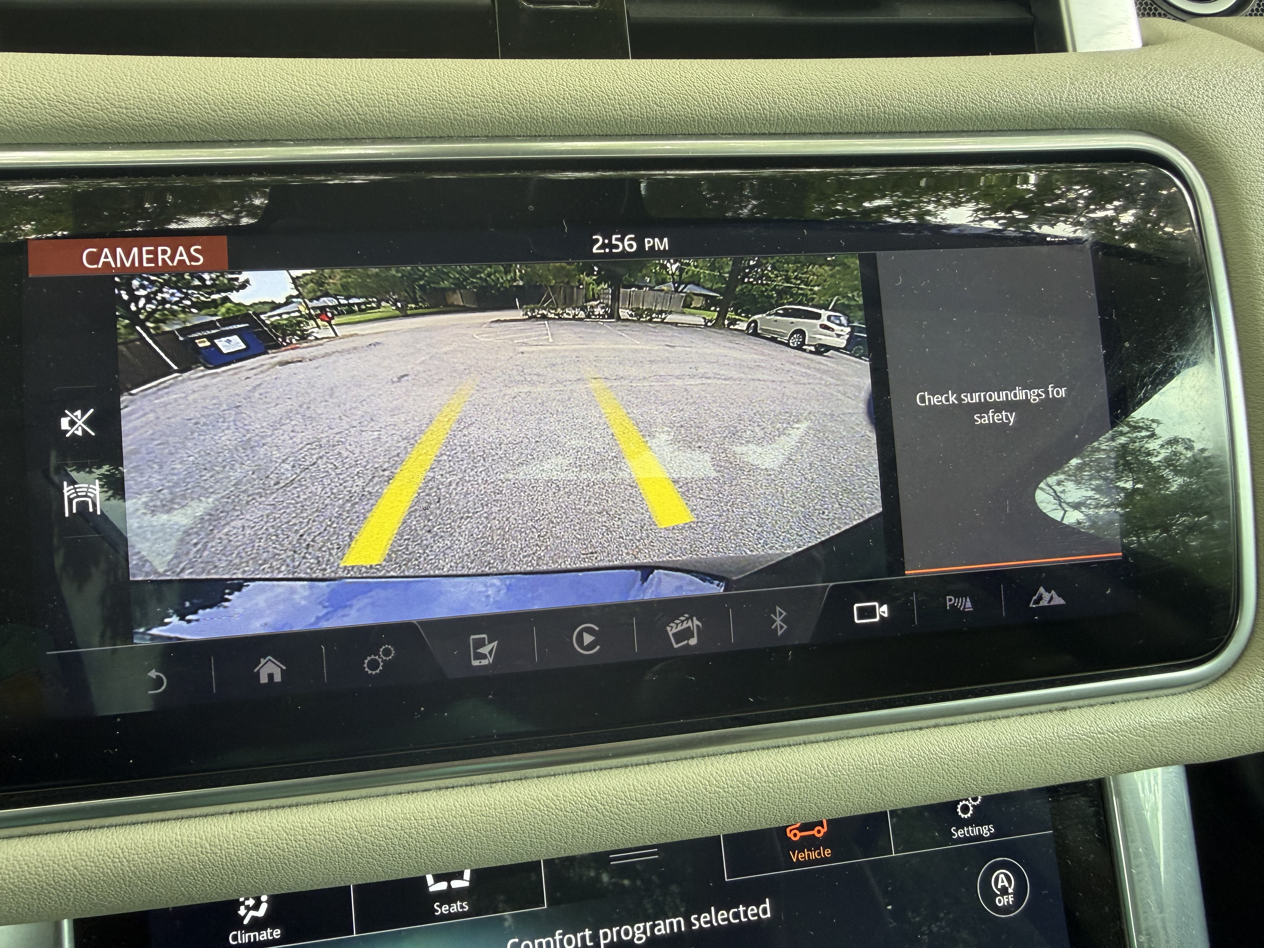 Used 2019 Land Rover Range Rover Sport HSE AWD/4WD image 11