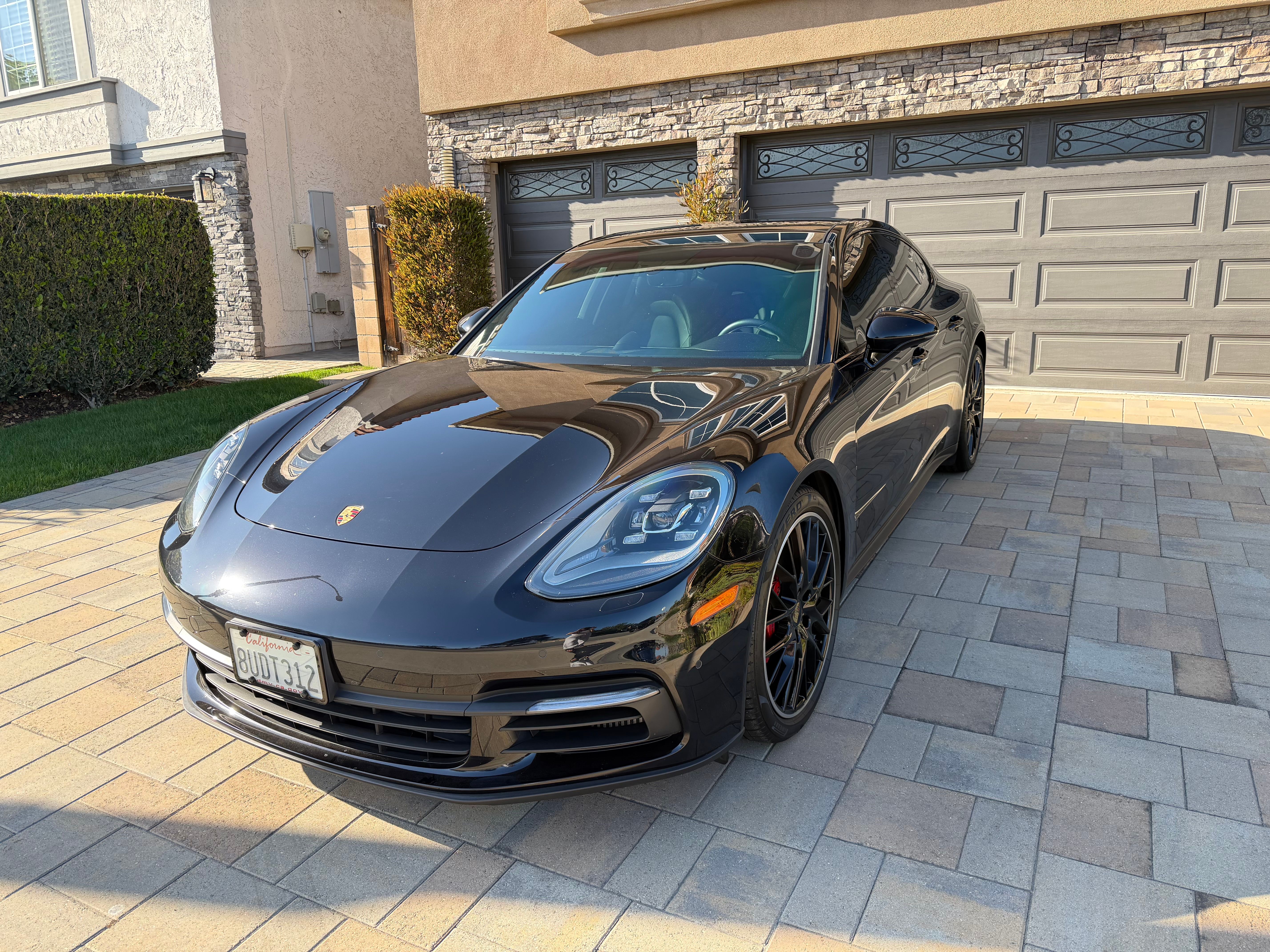 Used 2019 Porsche Panamera 4S AWD/4WD image 1