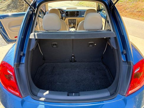 Used 2016 Volkswagen Beetle 1.8T SE w/ Lighting Package image 11