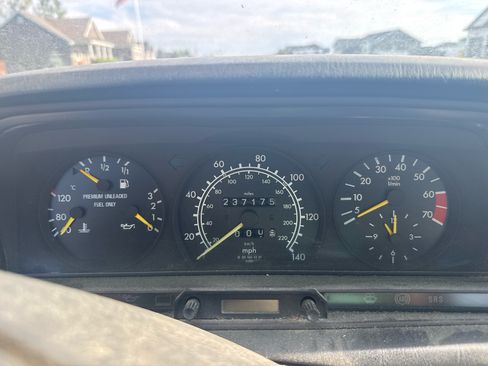 Used 1993 Mercedes-Benz 190 E 2.3 image 9