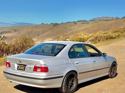 Used 1999 BMW 540i Sedan RWD image 19