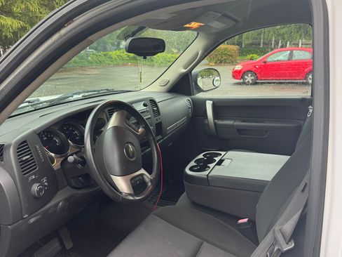 Used 2012 Chevrolet Silverado 1500 LT w/ Interior Plus Package AWD/4WD image 15