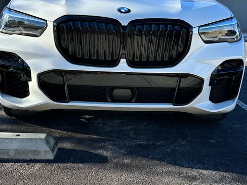 Used 2022 BMW X5 M50i image 13