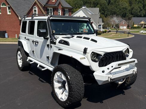 Used 2018 Jeep Wrangler Unlimited Sport S AWD/4WD image 1