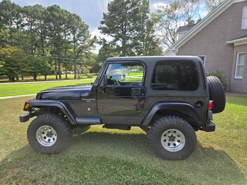 Used 2001 Jeep Wrangler Sport image 1