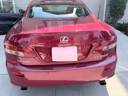 Used 2010 Lexus IS 250C RWD image 11