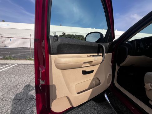 Used 2007 Chevrolet Silverado 1500 LT w/ 1LT Convenience Package image 28