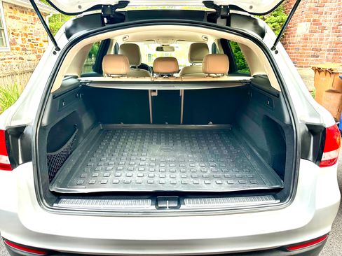Used 2016 Mercedes-Benz GLC 300 4MATIC image 6