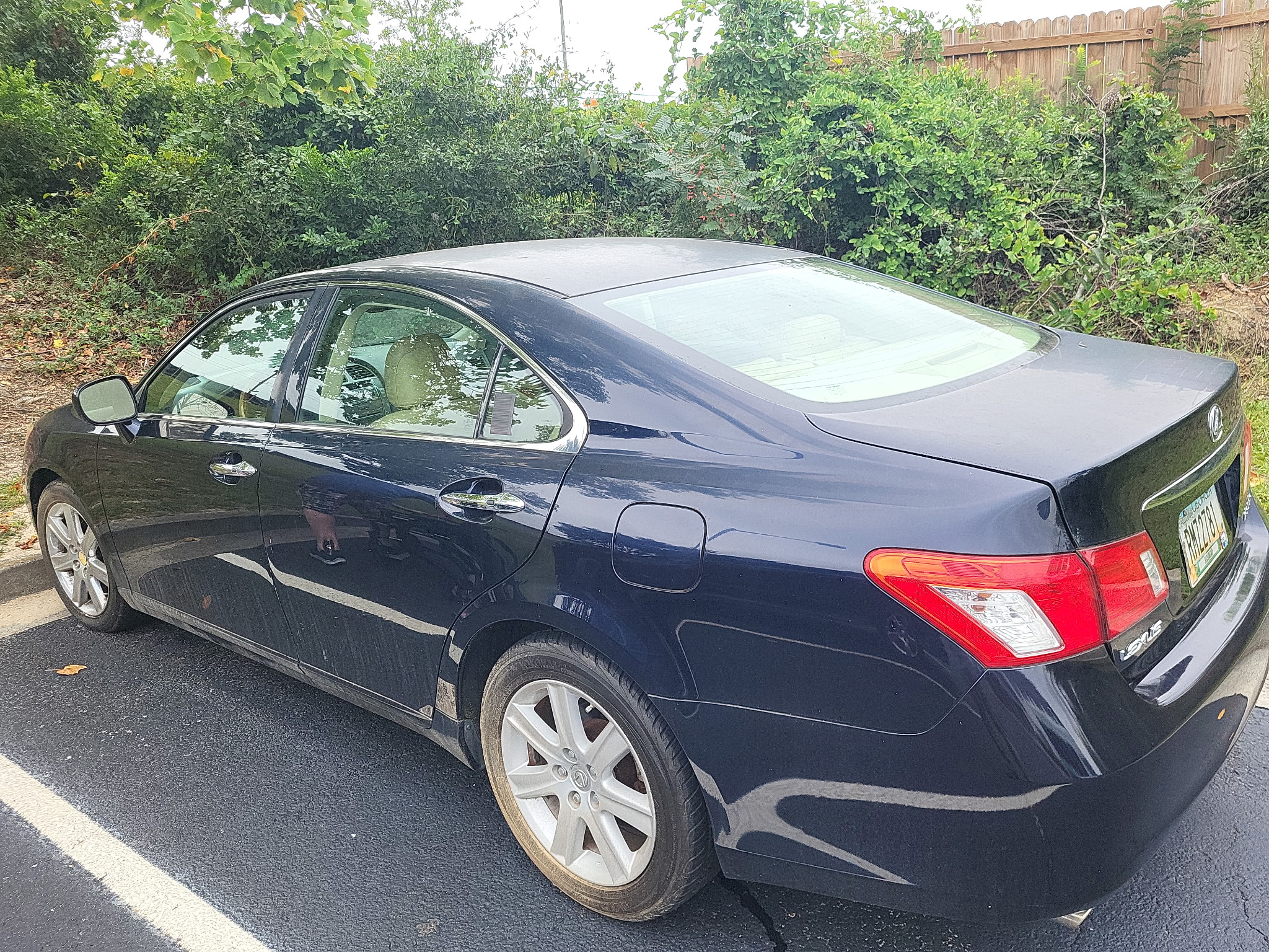 Used 2007 Lexus ES 350 w/ Premium Pkg FWD image 13