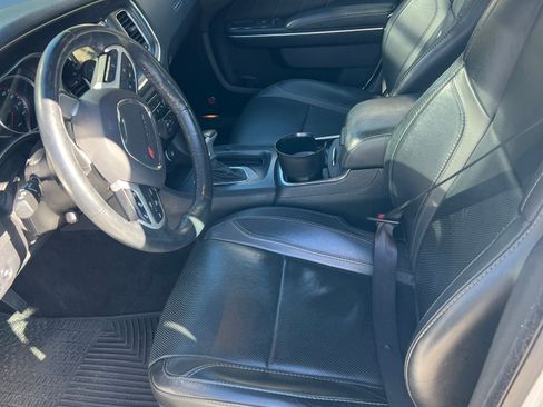 Used 2016 Dodge Charger R/T w/ Premium Group image 9